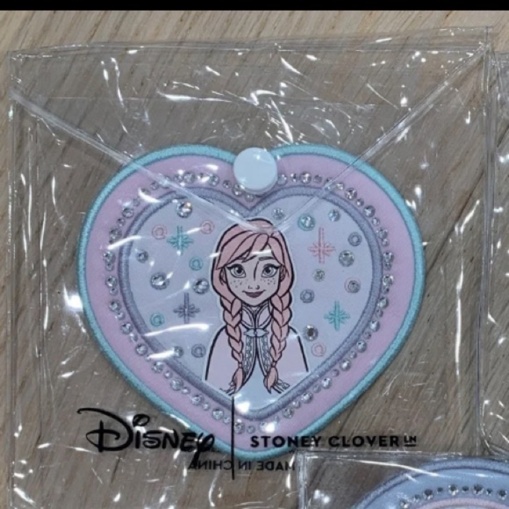 Stoney clover lane frozen patch- anna